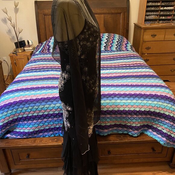 #37) Evening Gown: Siren’s Call - Picture 8 of 11